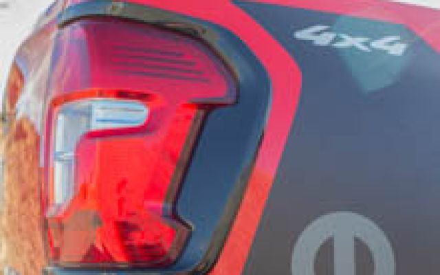 MOLD. FARO TRASERO (3)